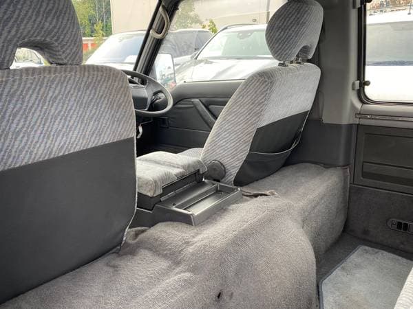 1996 Mitsubishi Delica JDM car for sale — photo 16 of 16