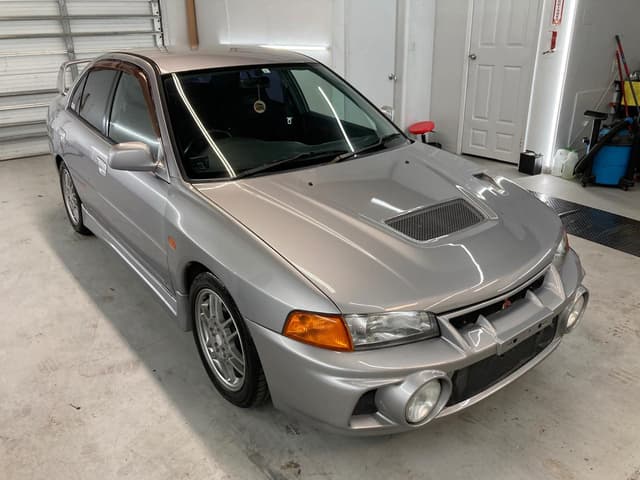 1996 Mitsubishi Lancer Evolution JDM car for sale — photo 8 of 25