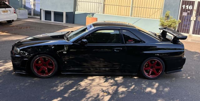 1999 Nissan Skyline JDM car for sale — photo 4 of 11