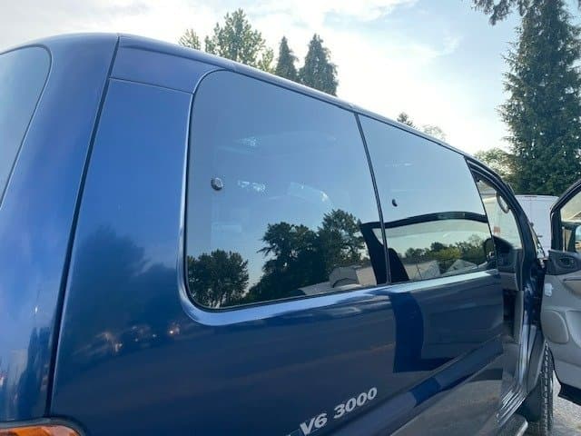 2000 Mitsubishi Delica JDM car for sale — photo 7 of 18