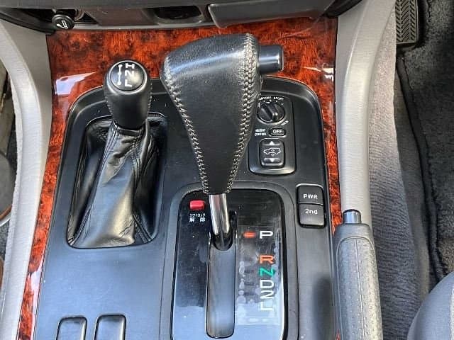 2000 Toyota Land Cruiser JDM car for sale — photo 15 of 25