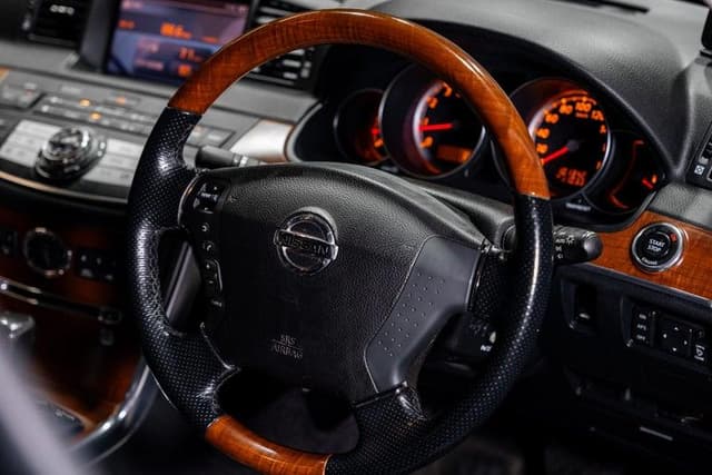 2006 Nissan Fuga JDM car for sale — photo 17 of 18