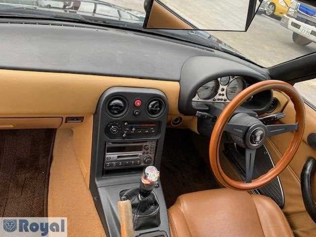 1995 Mazda Roadster (Eunos Roadster / MX-5) JDM car for sale — photo 20 of 25
