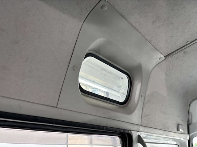 1997 Honda Acty JDM car for sale — photo 17 of 25