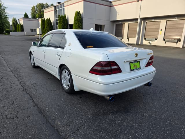 2001 Toyota Celsior JDM car for sale — photo 5 of 14