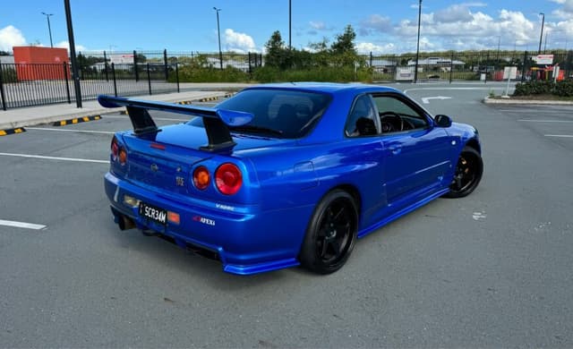 1999 Nissan Skyline JDM car for sale — photo 2 of 10