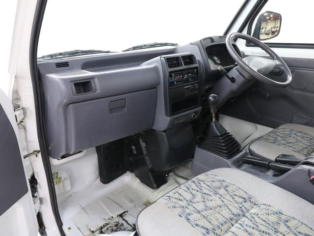 1997 Mitsubishi Minicab JDM car for sale — photo 14 of 25
