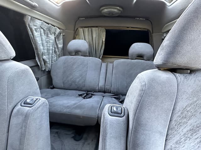 1994 Mitsubishi Delica JDM car for sale — photo 4 of 22