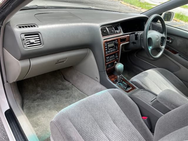 1998 Toyota Chaser JDM car for sale — photo 11 of 17