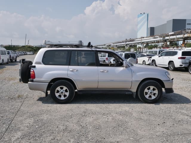 1999 Toyota Land Cruiser JDM car for sale — photo 4 of 25