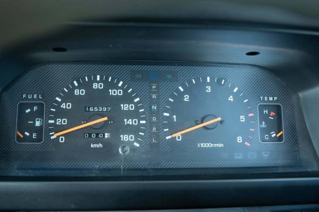 1999 Mitsubishi Delica JDM car for sale — photo 12 of 19