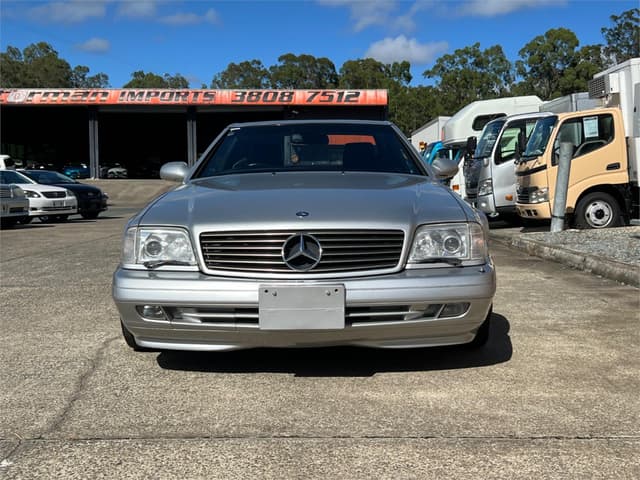 2000 Mercedes-Benz JDM car for sale — photo 2 of 15