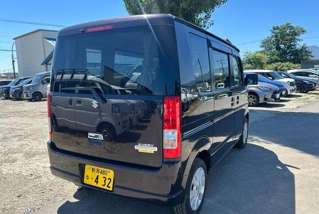 2008 Suzuki Every JDM car for sale — photo 8 of 25