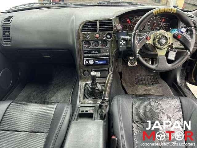1995 Nissan Skyline JDM car for sale — photo 9 of 13