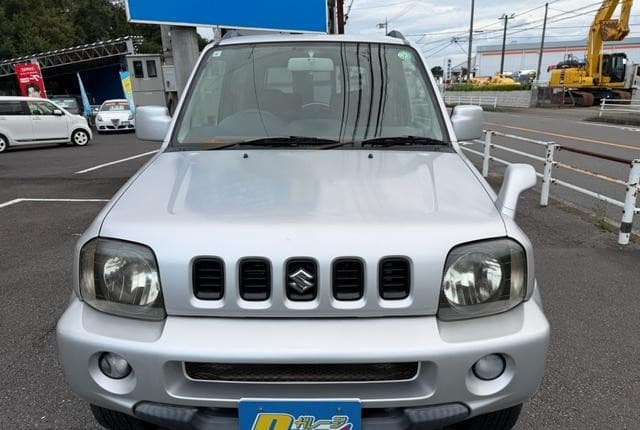 2007 Suzuki Jimny JDM car for sale — photo 2 of 25