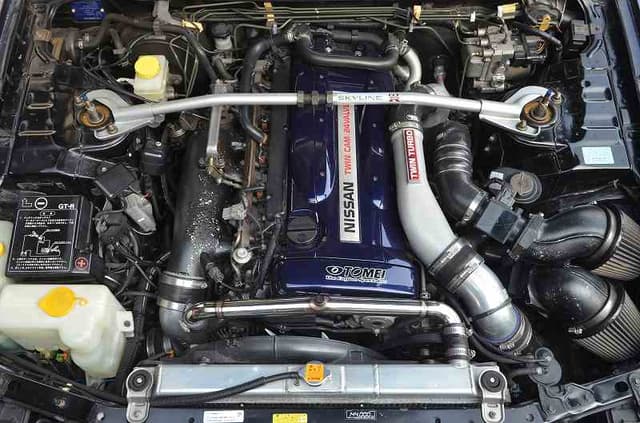 1997 Nissan Skyline JDM car for sale — photo 9 of 11