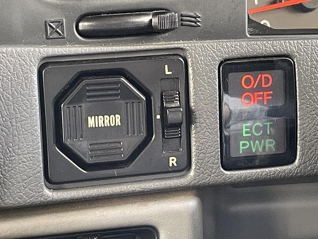 1994 Toyota Land Cruiser Prado JDM car for sale — photo 19 of 22