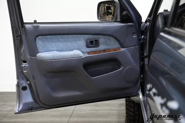 1996 Toyota Hilux JDM car for sale — photo 18 of 25