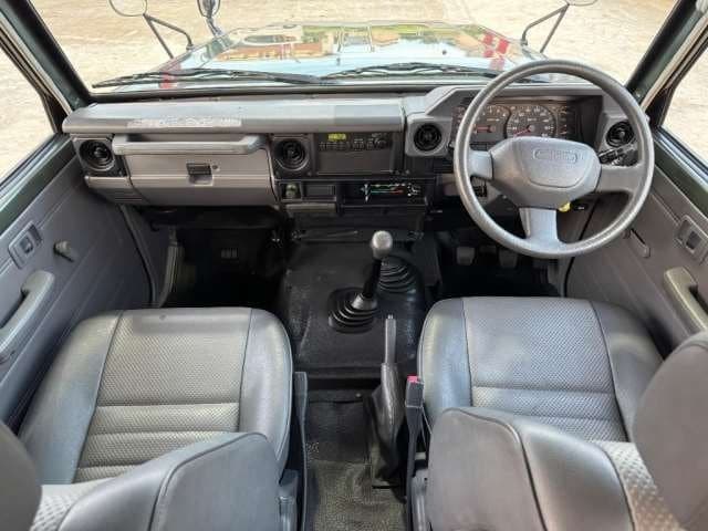 2001 Toyota Land Cruiser JDM car for sale — photo 24 of 25