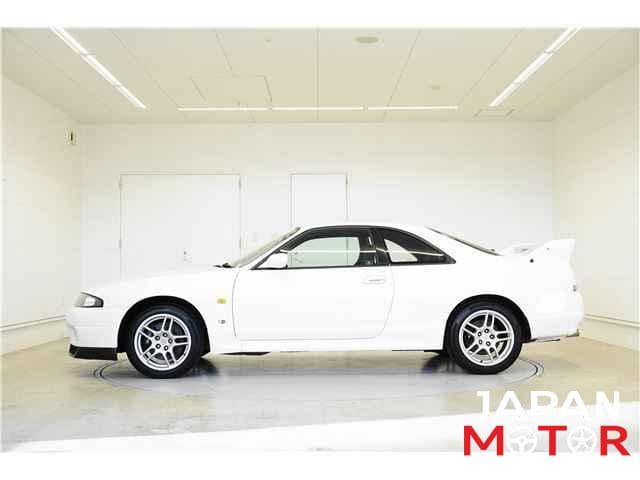 1997 Nissan Skyline JDM car for sale — photo 8 of 15