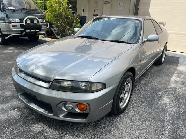 1996 Nissan Skyline JDM car for sale — photo 3 of 17
