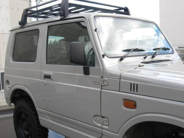 1998 Suzuki Jimny JDM car for sale — photo 14 of 20