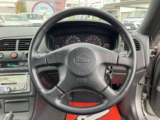 1996 Nissan Skyline JDM car for sale — photo 3 of 3