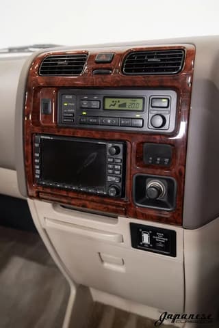 1998 Toyota Granvia JDM car for sale — photo 10 of 25