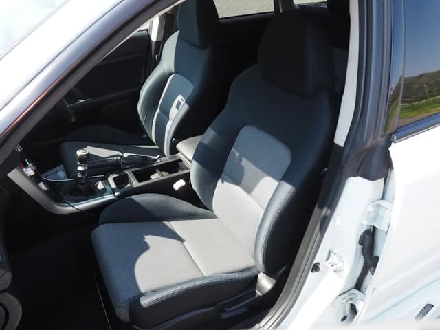 2005 Subaru Legacy JDM car for sale — photo 22 of 25