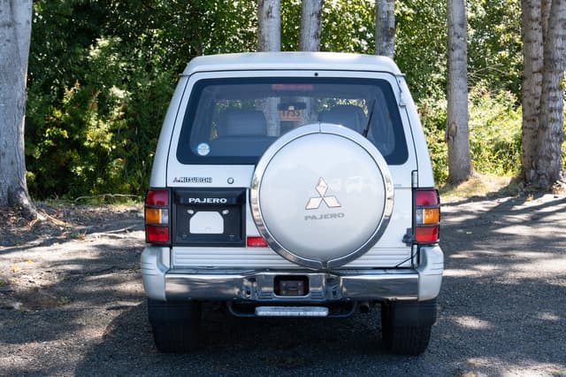 1994 Mitsubishi Pajero JDM car for sale — photo 5 of 15