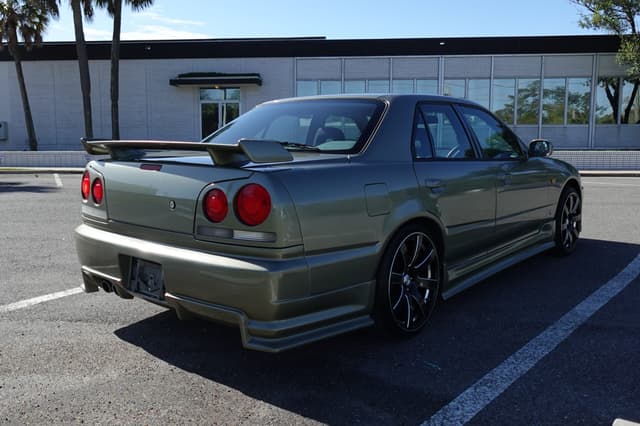1998 Nissan Skyline JDM car for sale — photo 8 of 19