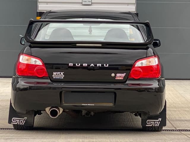 2004 Subaru Legacy JDM car for sale — photo 17 of 24