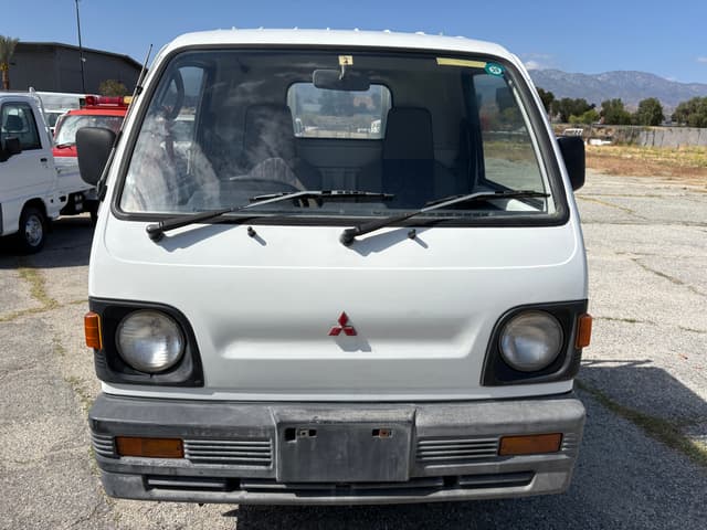1991 Mitsubishi Minicab JDM car for sale — photo 18 of 25