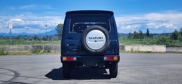 1997 Suzuki Jimny JDM car for sale — photo 4 of 10