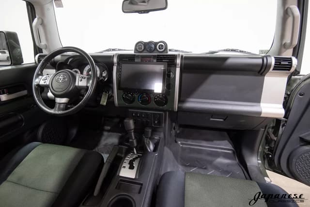 2011 Toyota Fj Cruiser JDM car for sale — photo 9 of 25