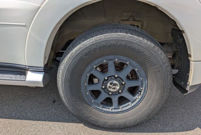 2011 Mitsubishi Pajero JDM car for sale — photo 10 of 25