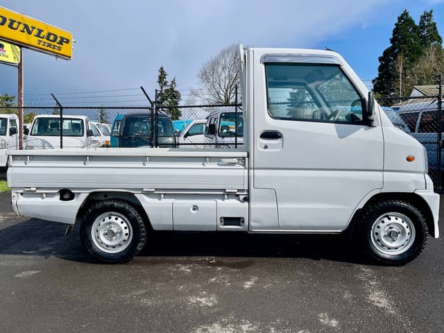 1999 Mitsubishi Minicab JDM car for sale — photo 8 of 25