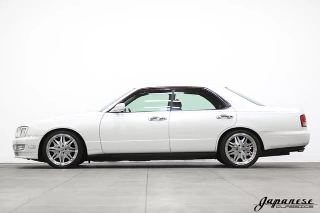 1998 Nissan Cedric JDM car for sale — photo 4 of 25