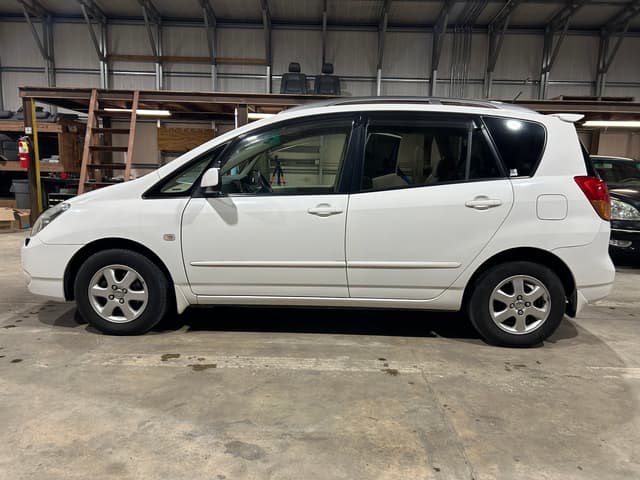 2001 Toyota Corolla JDM car for sale — photo 9 of 18