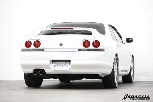 1996 Nissan Skyline JDM car for sale — photo 8 of 25