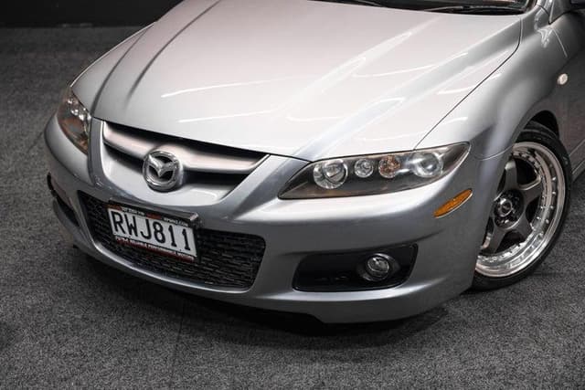 2007 Mazda Atenza JDM car for sale — photo 2 of 15