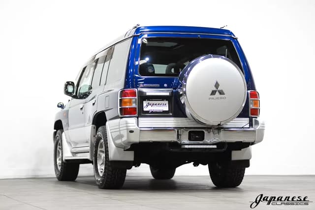 1997 Mitsubishi Pajero JDM car for sale — photo 6 of 25