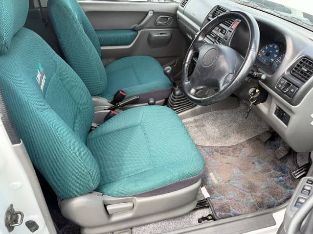 2001 Suzuki Jimny JDM car for sale — photo 5 of 7