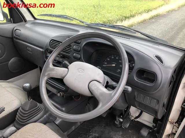 1996 Daihatsu Hijet JDM car for sale — photo 13 of 22