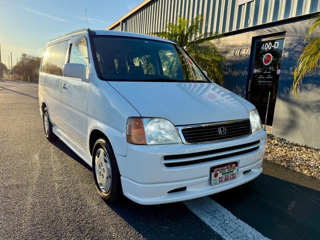 1998 Honda Stepwagon JDM car for sale — photo 13 of 25