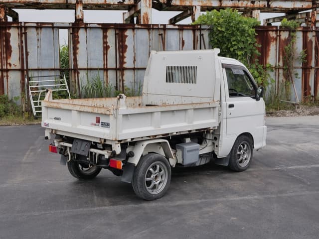 2002 Daihatsu Hijet JDM car for sale — photo 6 of 25