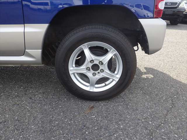 1995 Mitsubishi Pajero Mini JDM car for sale — photo 23 of 25