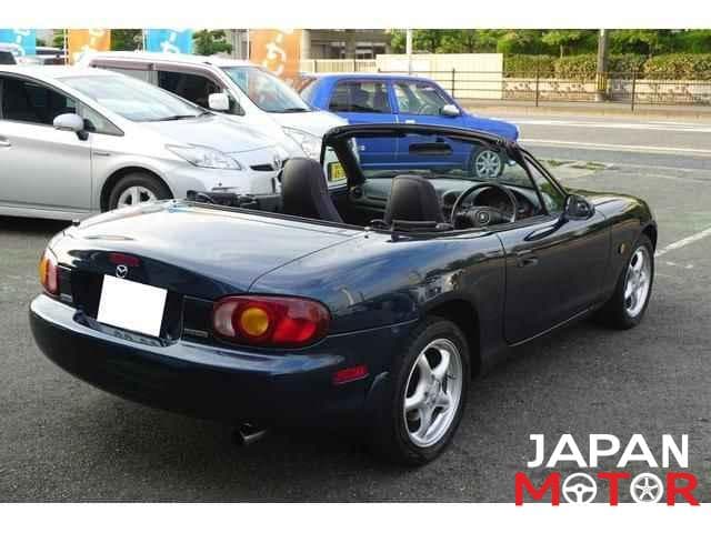 1999 Mazda Roadster (Eunos Roadster / MX-5) JDM car for sale — photo 8 of 23