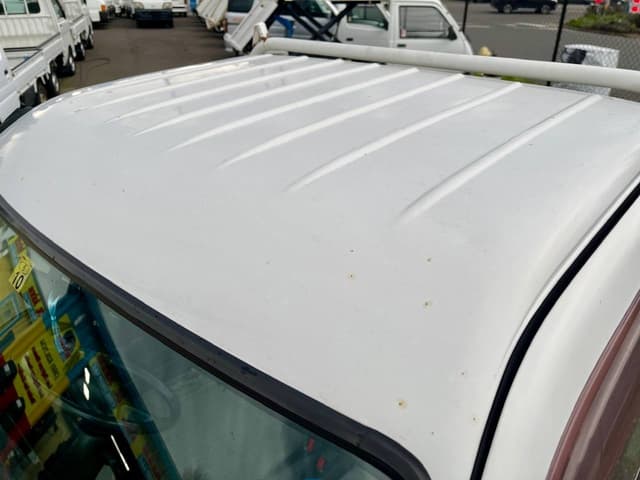 1998 Daihatsu Hijet JDM car for sale — photo 11 of 25