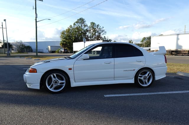 1996 Mitsubishi Lancer Evolution JDM car for sale — photo 9 of 18